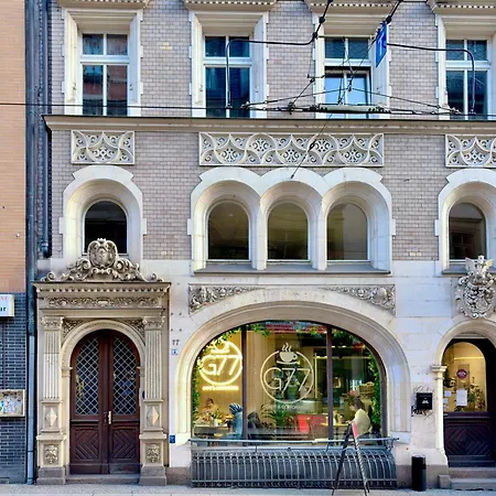 783 Halle Zentrum Mit Gemuetlichem Wohnbereich Halle (Saale)
